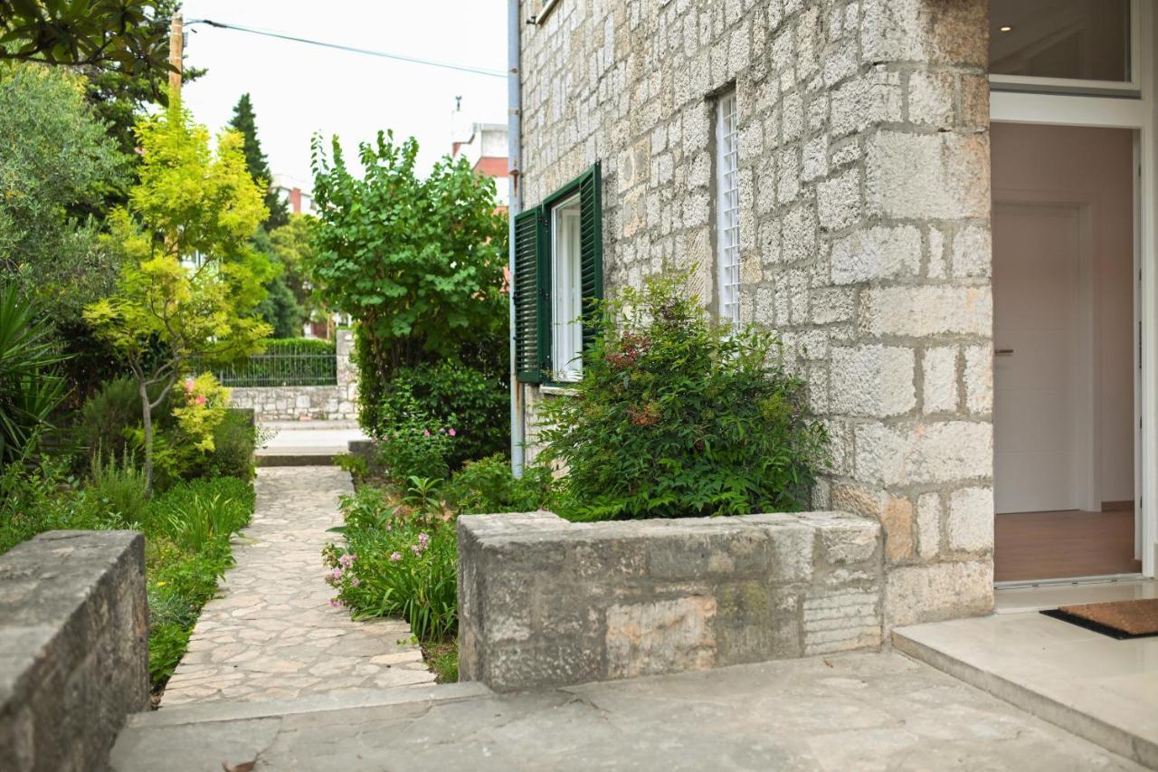 Apartman Maraska Zara Esterno foto