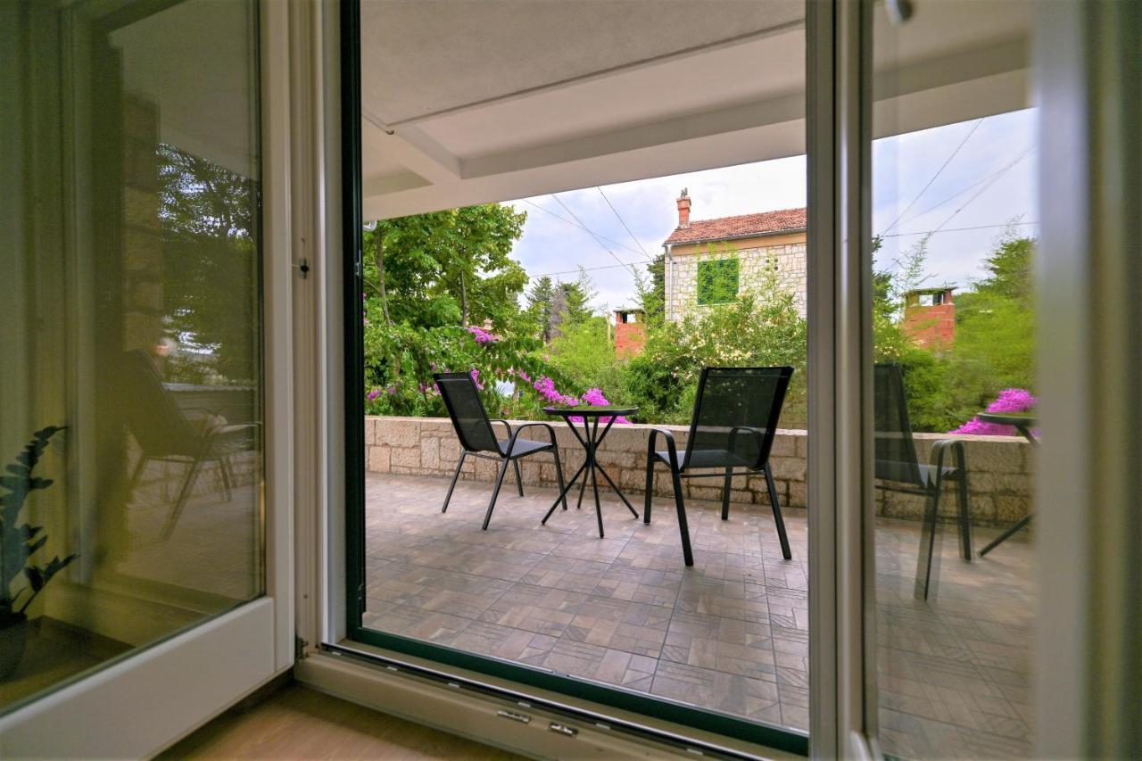 Apartman Maraska Zara Esterno foto