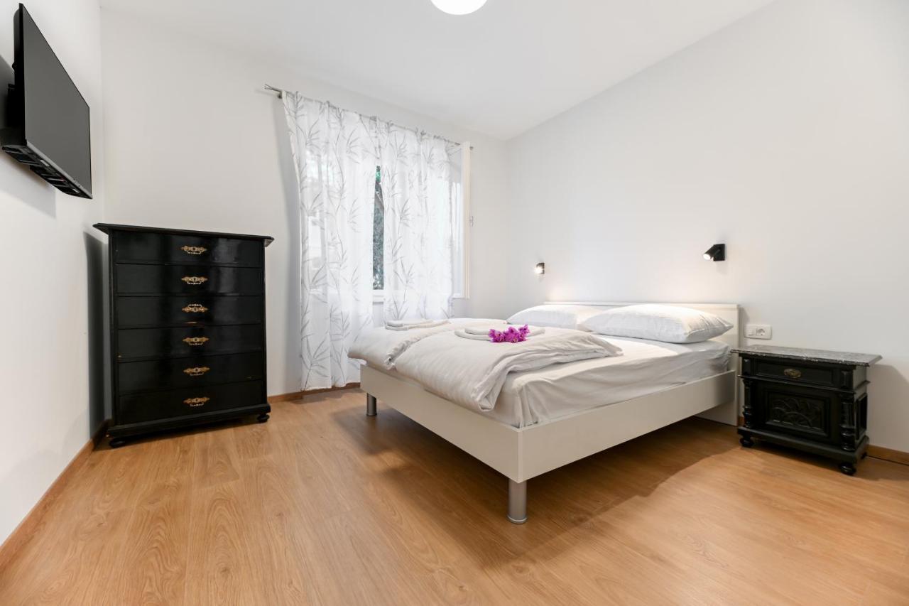 Apartman Maraska Zara Esterno foto
